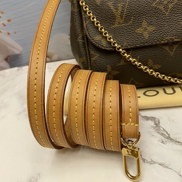 ⛔️SOLD⛔️ Favorite MM Monogram Crossbody (FL3152) - Picture 5 of 16